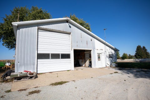 Tiny photo for 6122 E St Rd 14 Road, Rochester, IN 46975 (MLS # 202642897)
