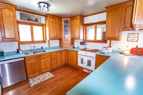 Tiny photo for 6122 E St Rd 14 Road, Rochester, IN 46975 (MLS # 202642897)