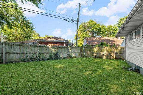 Tiny photo for 1005 Sarasota Drive, Lafayette, IN 47909 (MLS # 202535397)