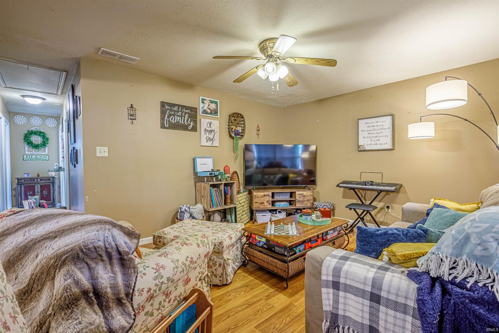 Photo of 1399 W Homestead Drive, Boonville, IN 47601 (MLS # 202536715)