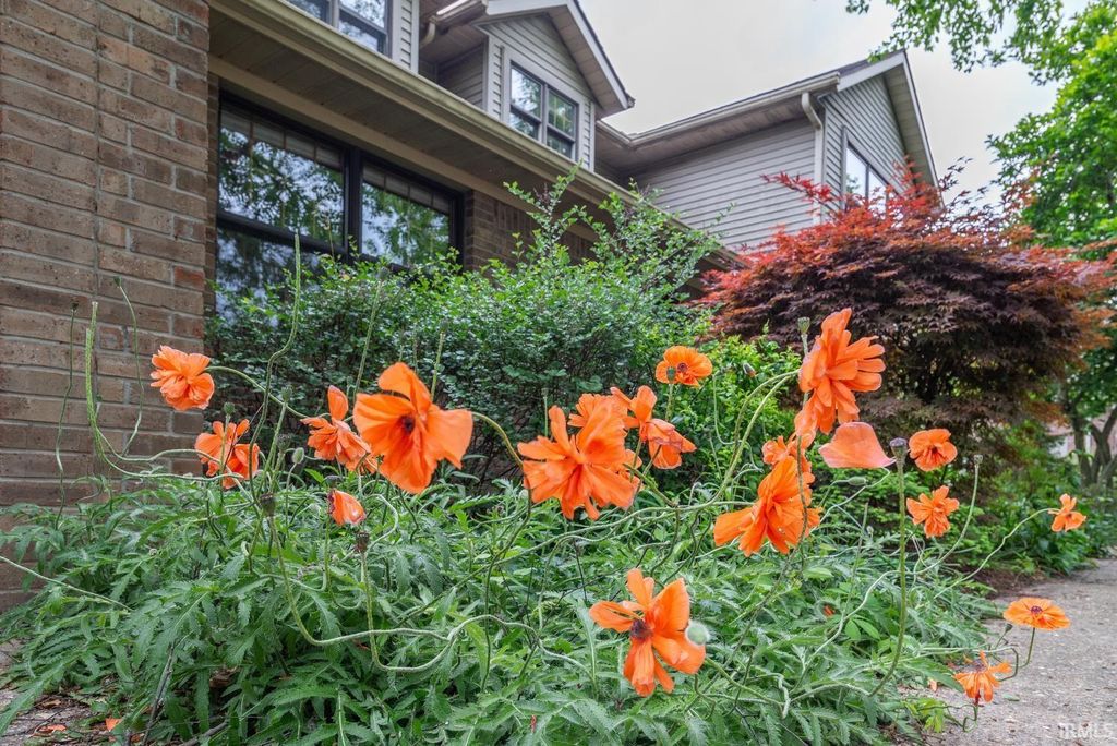 Photo of 2901 S Dale Court, Bloomington, IN 47401 (MLS # 202616749)
