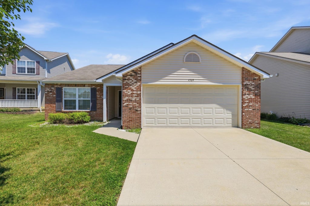 Photo of 4309 Silver Birch Cove, New Haven, IN 46774 (MLS # 202629100)