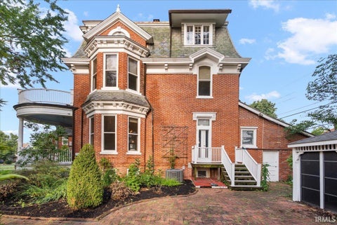 Tiny photo for 524 W Sycamore Street, Kokomo, IN 46901 (MLS # 202635195)