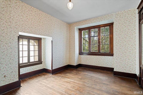 Tiny photo for 524 W Sycamore Street, Kokomo, IN 46901 (MLS # 202635195)