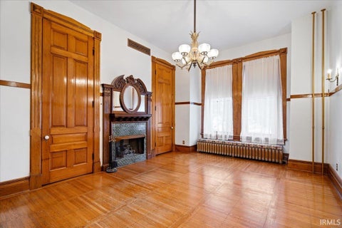 Tiny photo for 524 W Sycamore Street, Kokomo, IN 46901 (MLS # 202635195)