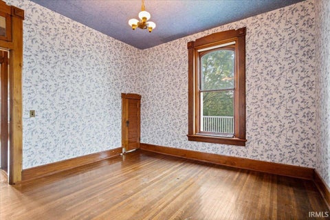 Tiny photo for 524 W Sycamore Street, Kokomo, IN 46901 (MLS # 202635195)