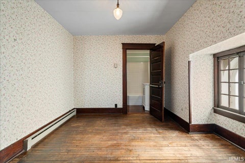 Tiny photo for 524 W Sycamore Street, Kokomo, IN 46901 (MLS # 202635195)