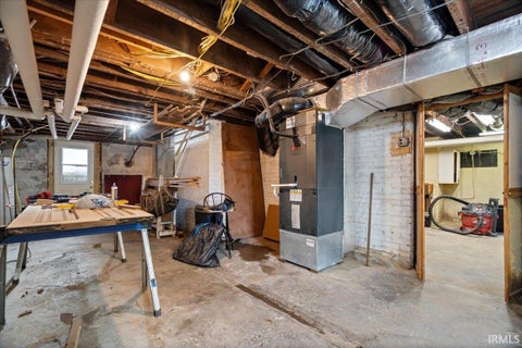 Tiny photo for 524 W Sycamore Street, Kokomo, IN 46901 (MLS # 202635195)