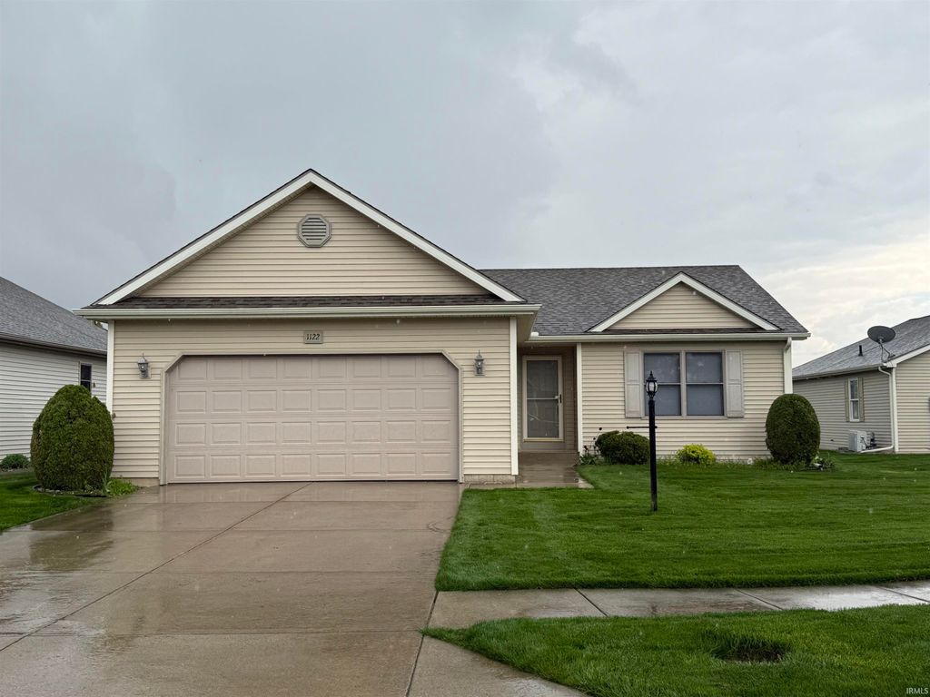 Photo of 1122 Park Meadows Drive, Goshen, IN 46526 (MLS # 202615525)