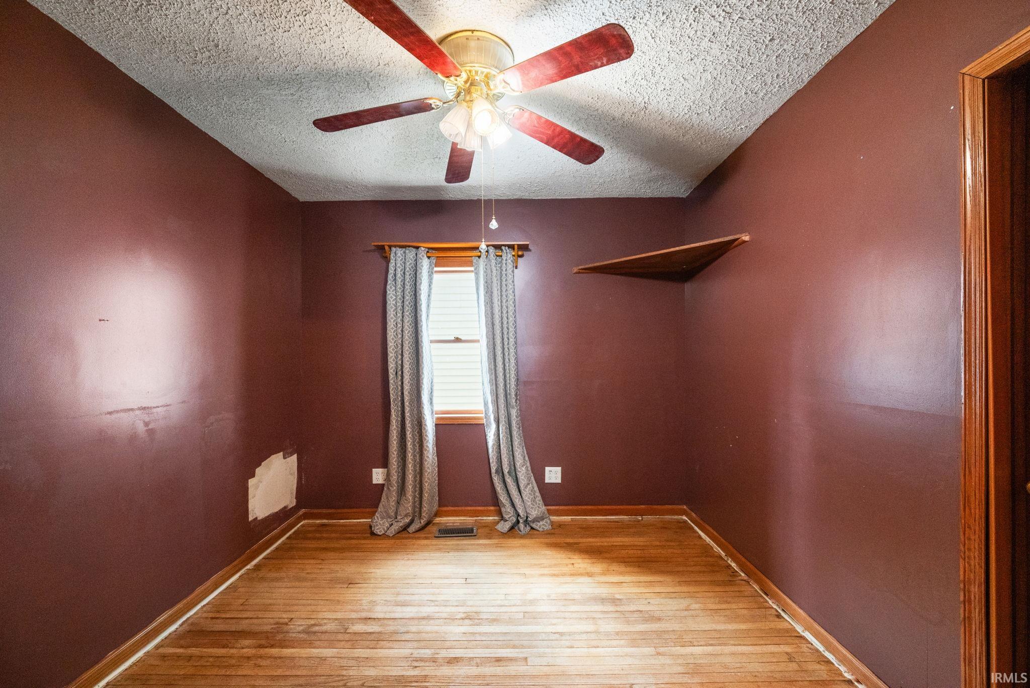 Frankfort, Indiana 46041, United States, 2 Bedrooms Bedrooms, ,1 BathroomBathrooms,Residential,Active,229832