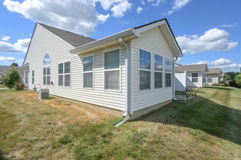 Tiny photo for 2786 BRIDGESTONE Circle, Kokomo, IN 46902 (MLS # 202533730)