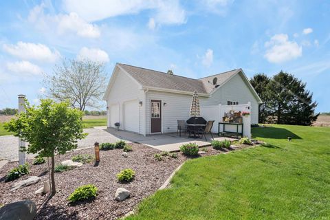 Tiny photo for 4573 S 200 E, Kokomo, IN 46902 (MLS # 202615869)