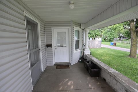 Tiny photo for 210 14th Street, Logansport, IN 46947 (MLS # 202521673)