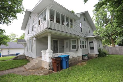 Tiny photo for 210 14th Street, Logansport, IN 46947 (MLS # 202521673)