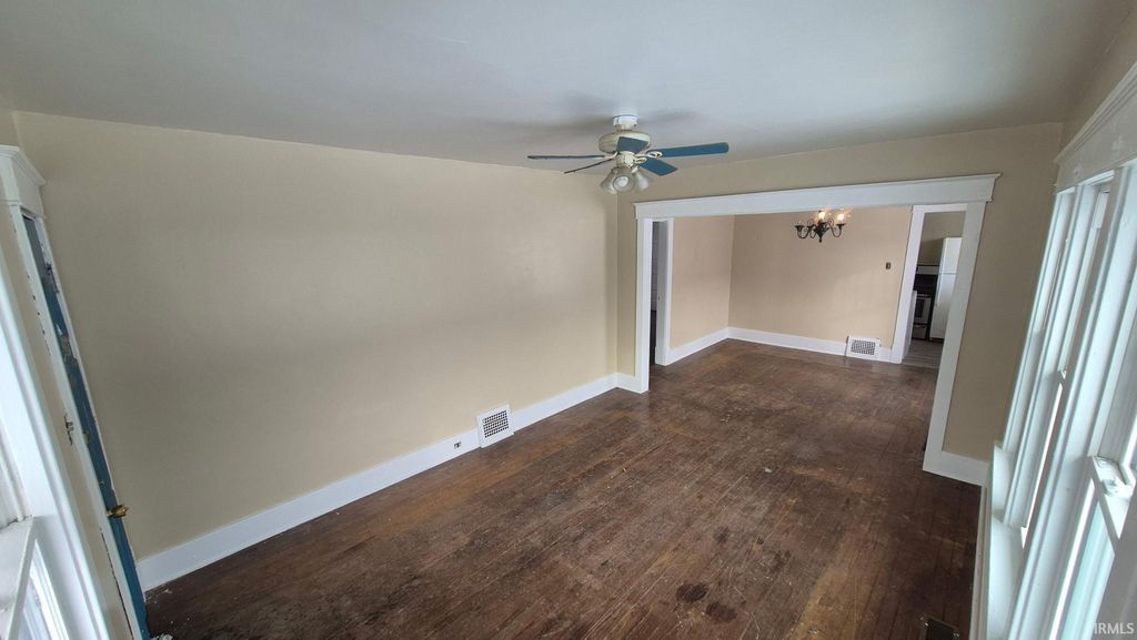 Photo of 814 Sancome Avenue, South Bend, IN 46628 (MLS # 202602518)