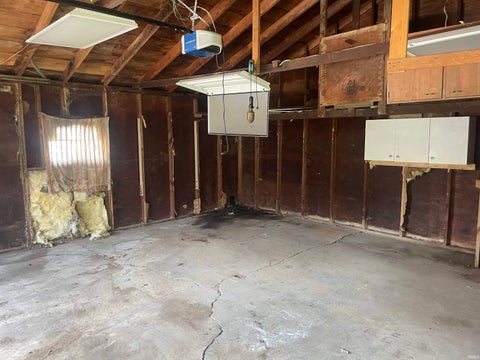 Tiny photo for 815 N Courtland Avenue, Kokomo, IN 46901 (MLS # 202626521)