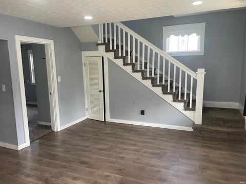 Tiny photo for 815 N Courtland Avenue, Kokomo, IN 46901 (MLS # 202626521)