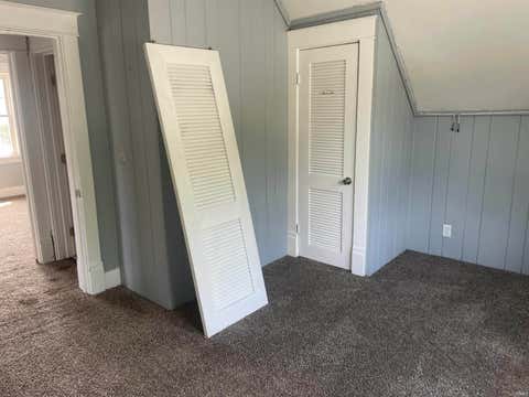 Tiny photo for 815 N Courtland Avenue, Kokomo, IN 46901 (MLS # 202626521)