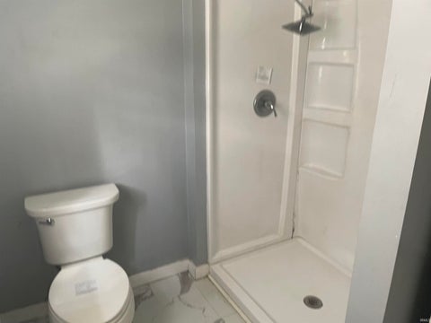 Tiny photo for 815 N Courtland Avenue, Kokomo, IN 46901 (MLS # 202626521)