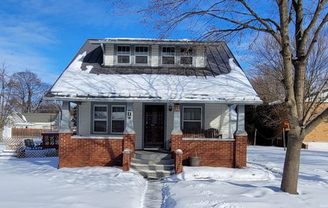 Photo of 10421 Main Street, Leo, IN 46165 (MLS # 202604615)
