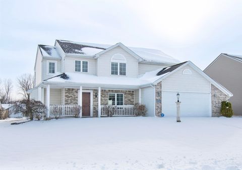 Photo of 5017 Bright Angel Trail, Fort Wayne, IN 46808 (MLS # 202547724)