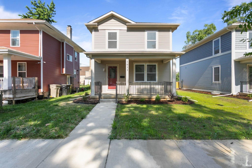 Photo of 1011 Allen Avenue, South Bend, IN 46616 (MLS # 202623508)