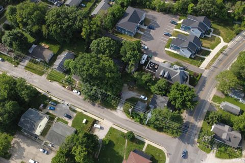 Tiny photo for 317 W 14th Street, Bloomington, IN 47404 (MLS # 202625449)