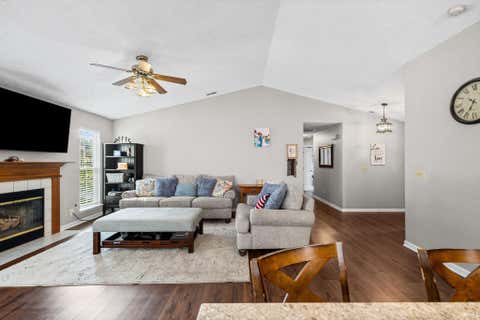 Tiny photo for 3407 Waverly Drive, Lafayette, IN 47909 (MLS # 202633198)