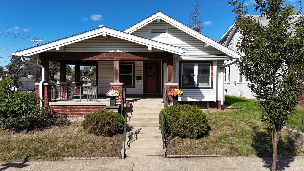 Photo of 1904 Vinton Street, Lafayette, IN 47904 (MLS # 202643229)