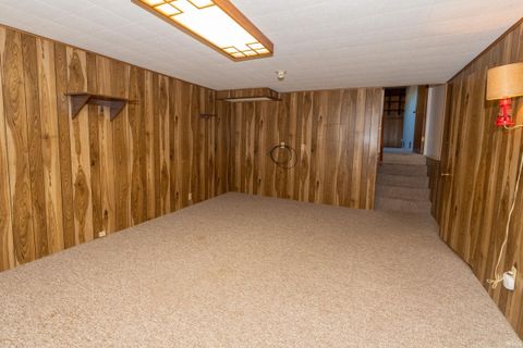 Tiny photo for 2621 Oak Leaf Cove, South Bend, IN 46628 (MLS # 202543666)