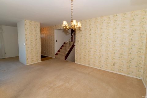 Tiny photo for 2621 Oak Leaf Cove, South Bend, IN 46628 (MLS # 202543666)