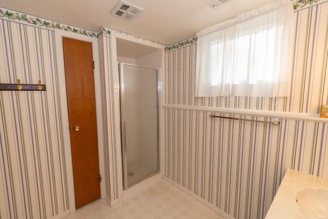 Tiny photo for 2621 Oak Leaf Cove, South Bend, IN 46628 (MLS # 202543666)