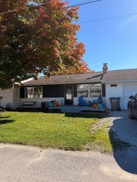 Tiny photo for 8235 E Debra Drive, Syracuse, IN 46567 (MLS # 202643593)