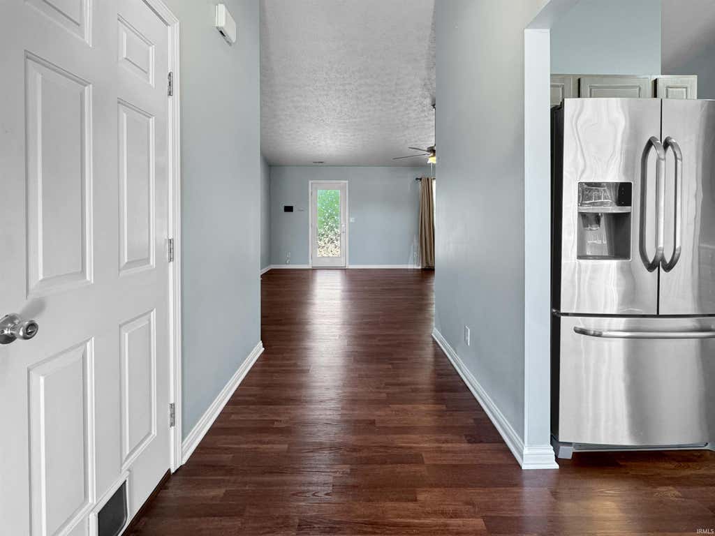 Photo of 6002 Poinsettia Cove, Evansville, IN 47715 (MLS # 202617759)