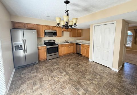 Tiny photo for 770 E Sherwood Hills Drive, Bloomington, IN 47401 (MLS # 202614396)