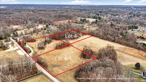 Photo of 4729 W McNeely Street, Ellettsville, IN 47429 (MLS # 202606076)