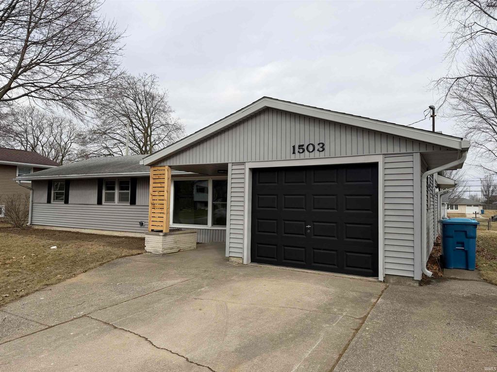 Photo of 1503 Glencoe Boulevard, New Haven, IN 46774 (MLS # 202605223)