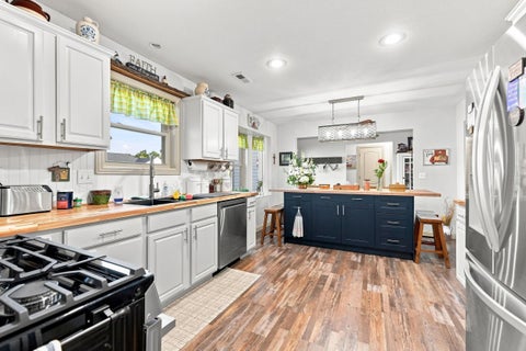 Tiny photo for 306 Sunstar Drive, Angola, IN 46703 (MLS # 202635038)