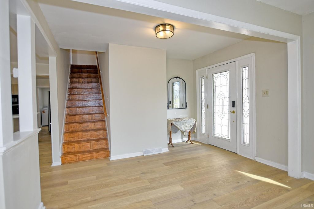 Photo of 624 Forest Park Drive, Newburgh, IN 47630 (MLS # 202610189)