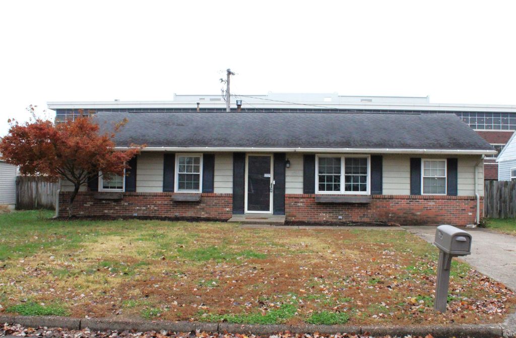 Photo of 1925 Newton Avenue, Evansville, IN 47715 (MLS # 202547099)