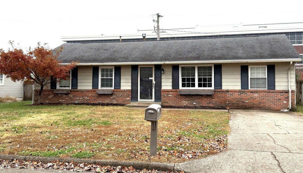 Photo of 1925 Newton Avenue, Evansville, IN 47715 (MLS # 202547099)