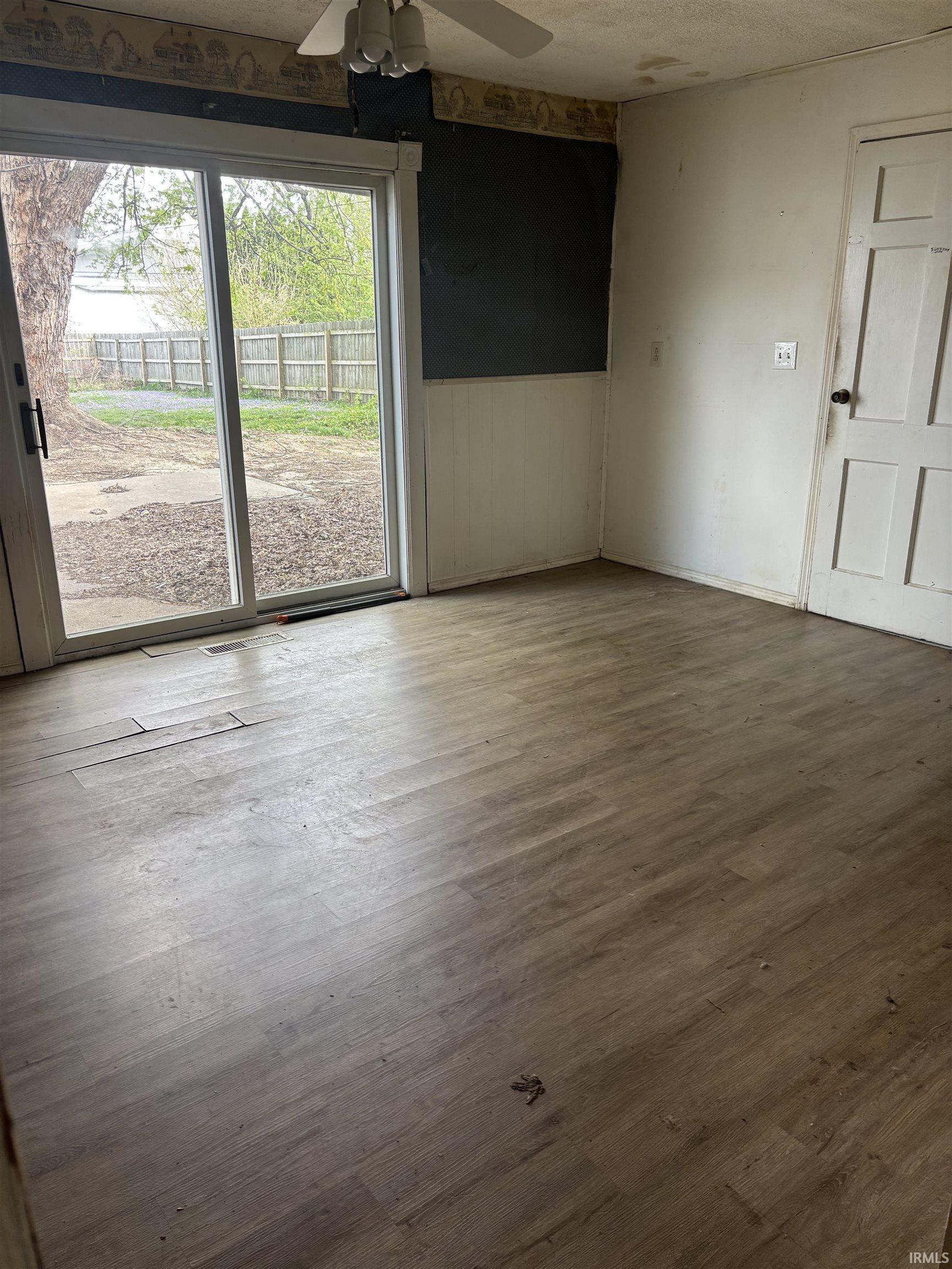 412 Fairlane Drive