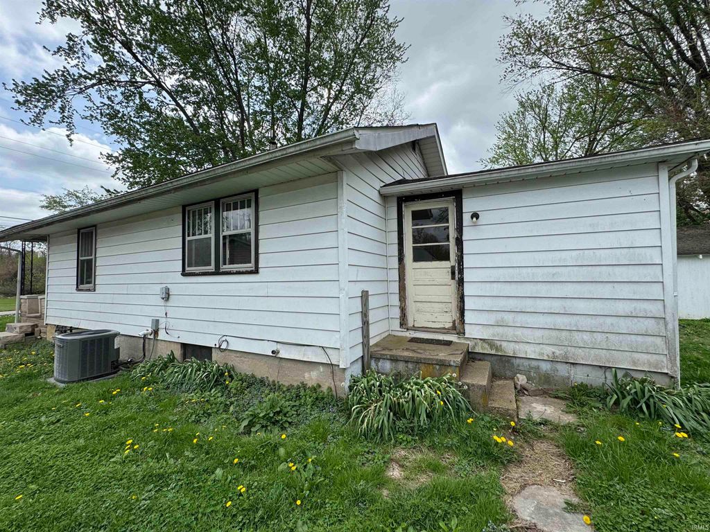 Photo of 115 N Johnson Avenue, Bloomington, IN 47404 (MLS # 202613208)