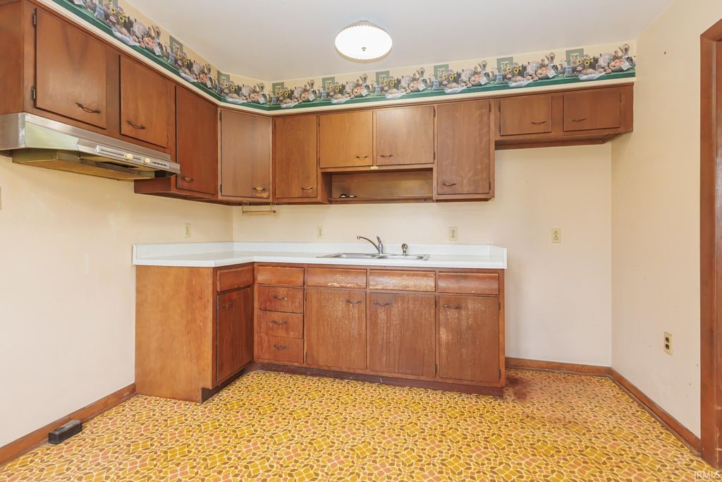 Photo of 3216 W 27th Street, Muncie, IN 47302 (MLS # 202617130)