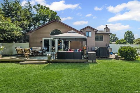 Tiny photo for 813 Foxwood Drive, Lafayette, IN 47905 (MLS # 202530074)