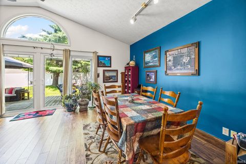 Tiny photo for 813 Foxwood Drive, Lafayette, IN 47905 (MLS # 202530074)