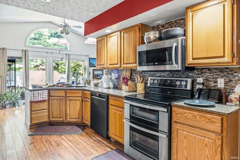 Tiny photo for 813 Foxwood Drive, Lafayette, IN 47905 (MLS # 202530074)