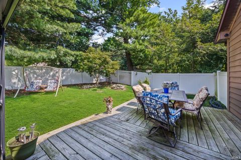 Tiny photo for 813 Foxwood Drive, Lafayette, IN 47905 (MLS # 202530074)