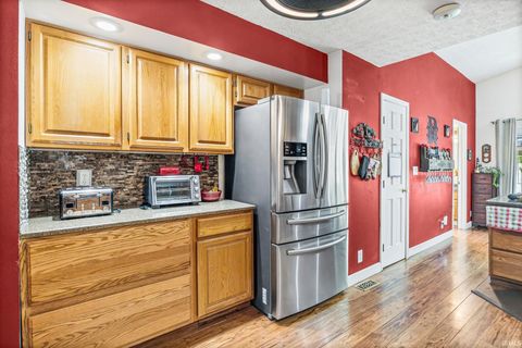 Tiny photo for 813 Foxwood Drive, Lafayette, IN 47905 (MLS # 202530074)