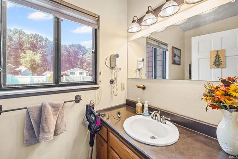 Tiny photo for 813 Foxwood Drive, Lafayette, IN 47905 (MLS # 202530074)